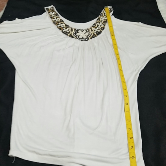 Lette beaded cold shoulder ivory top. Size S - Picture 9 of 13